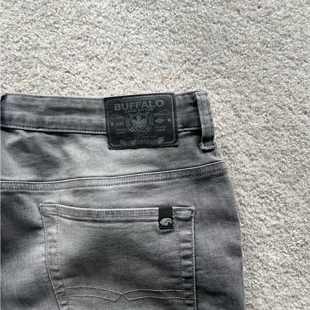 Grey skinny jeans